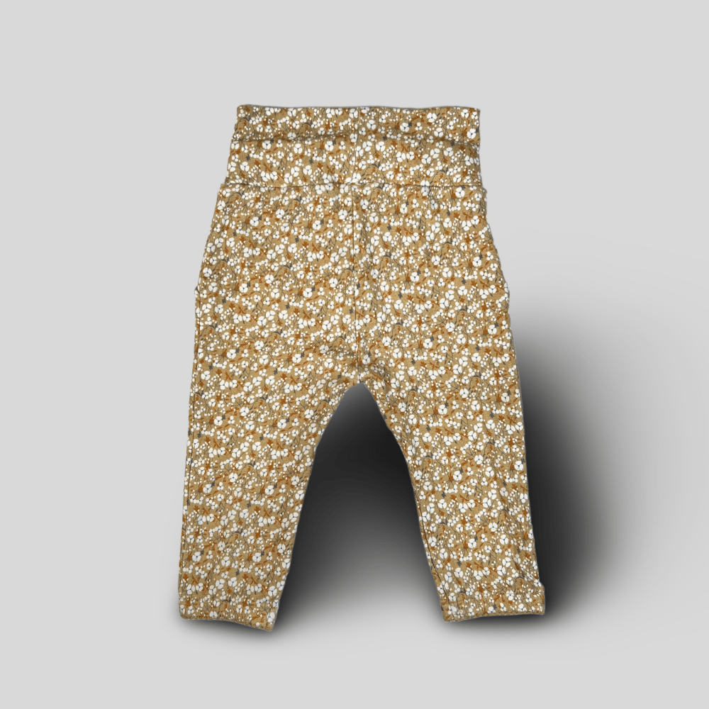 Pantaloni din material moale cu flori