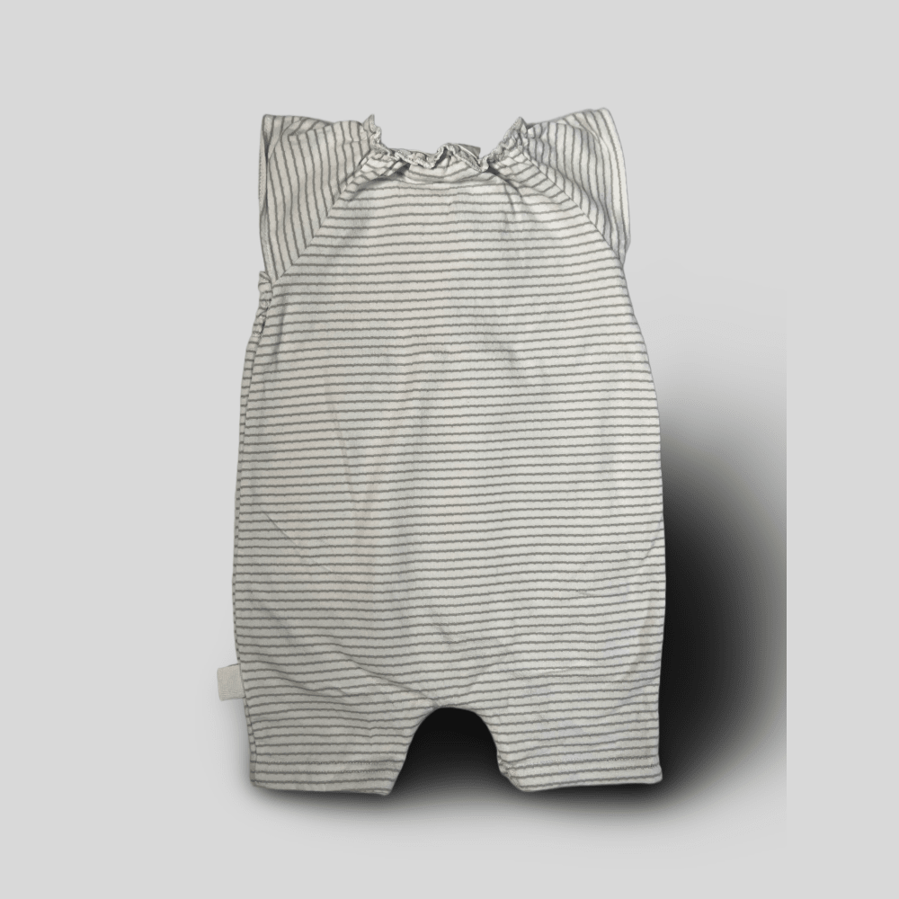 Salopeta cu dungi si nasturi