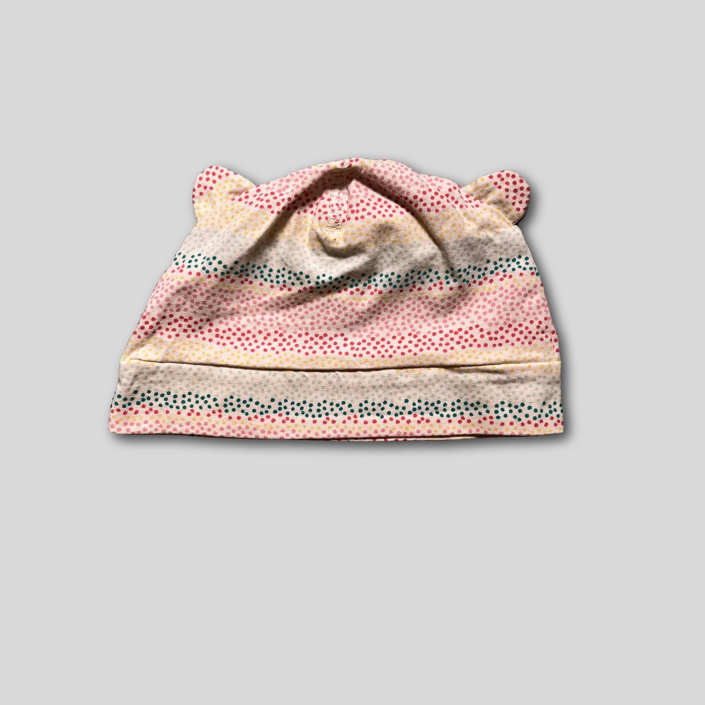 Caciulita cu buline colorate