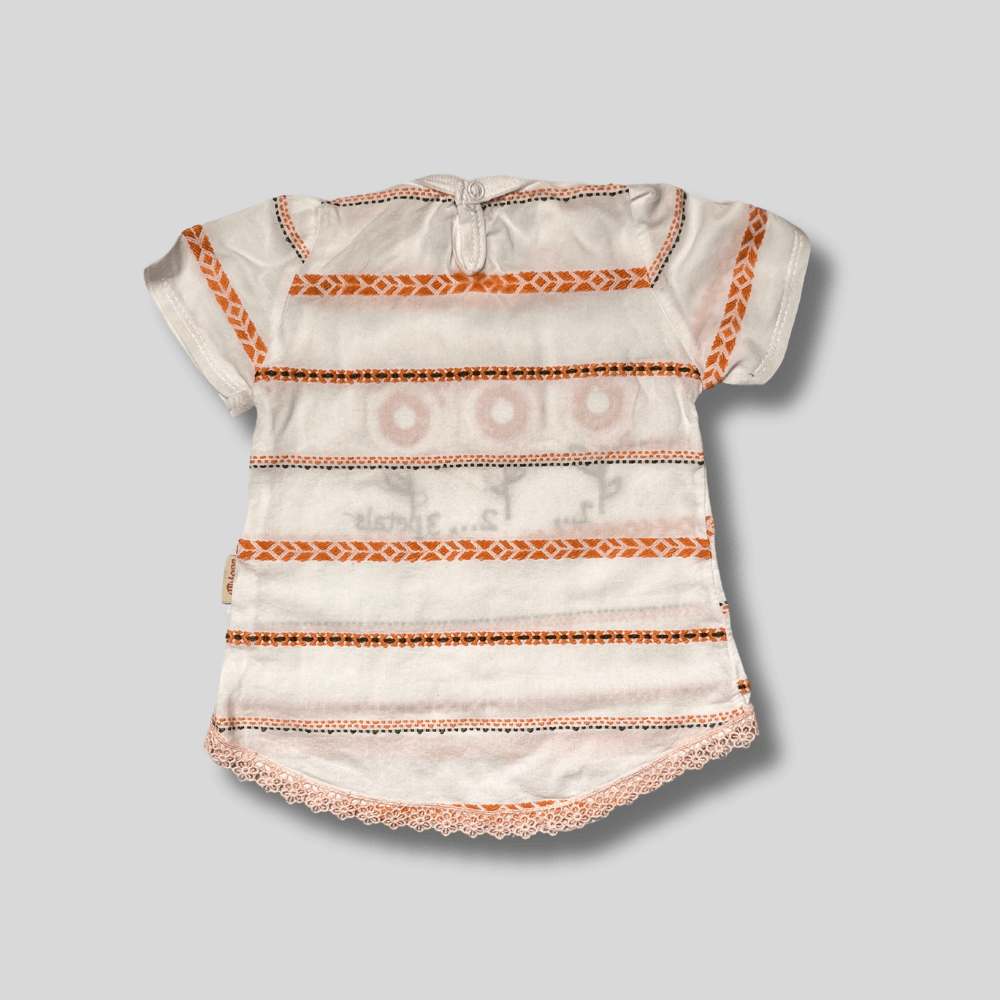 Tricou cu imprimeu brodat