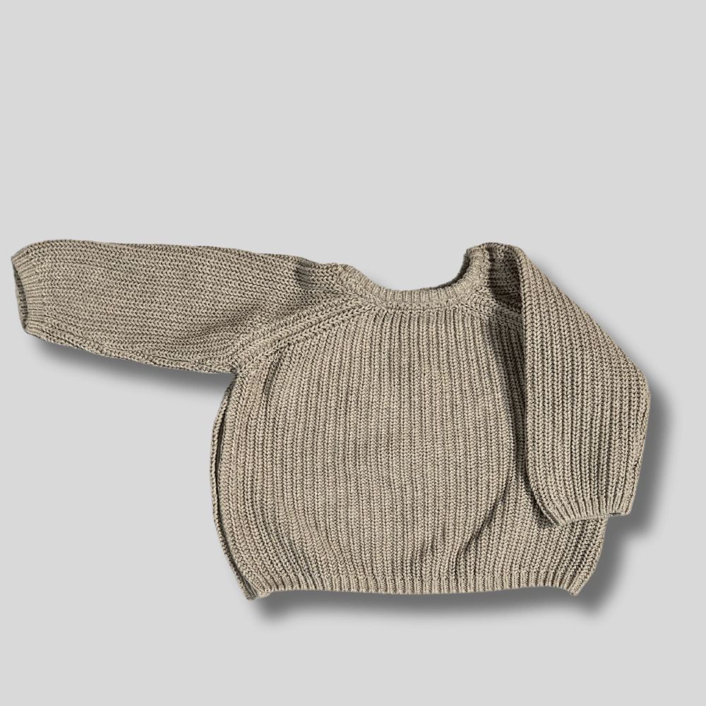 Pulover tricotat cu nasturi laterali