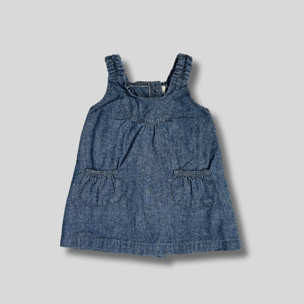 Rochita cu bretele si buzunare