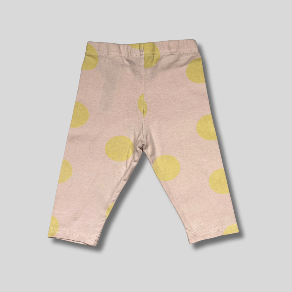 Pantaloni roz cu buline mari