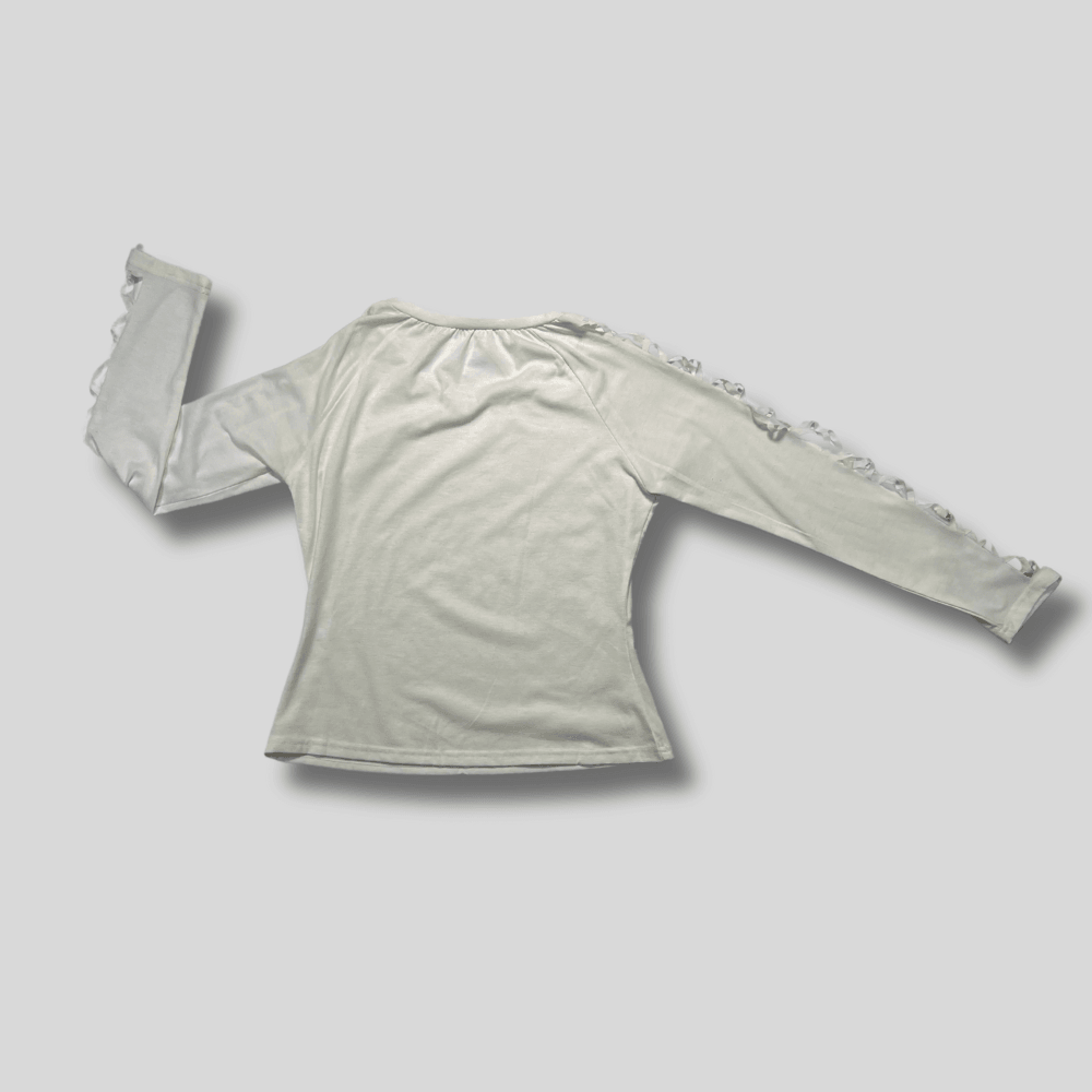 Bluza alba cu detaliu maneci