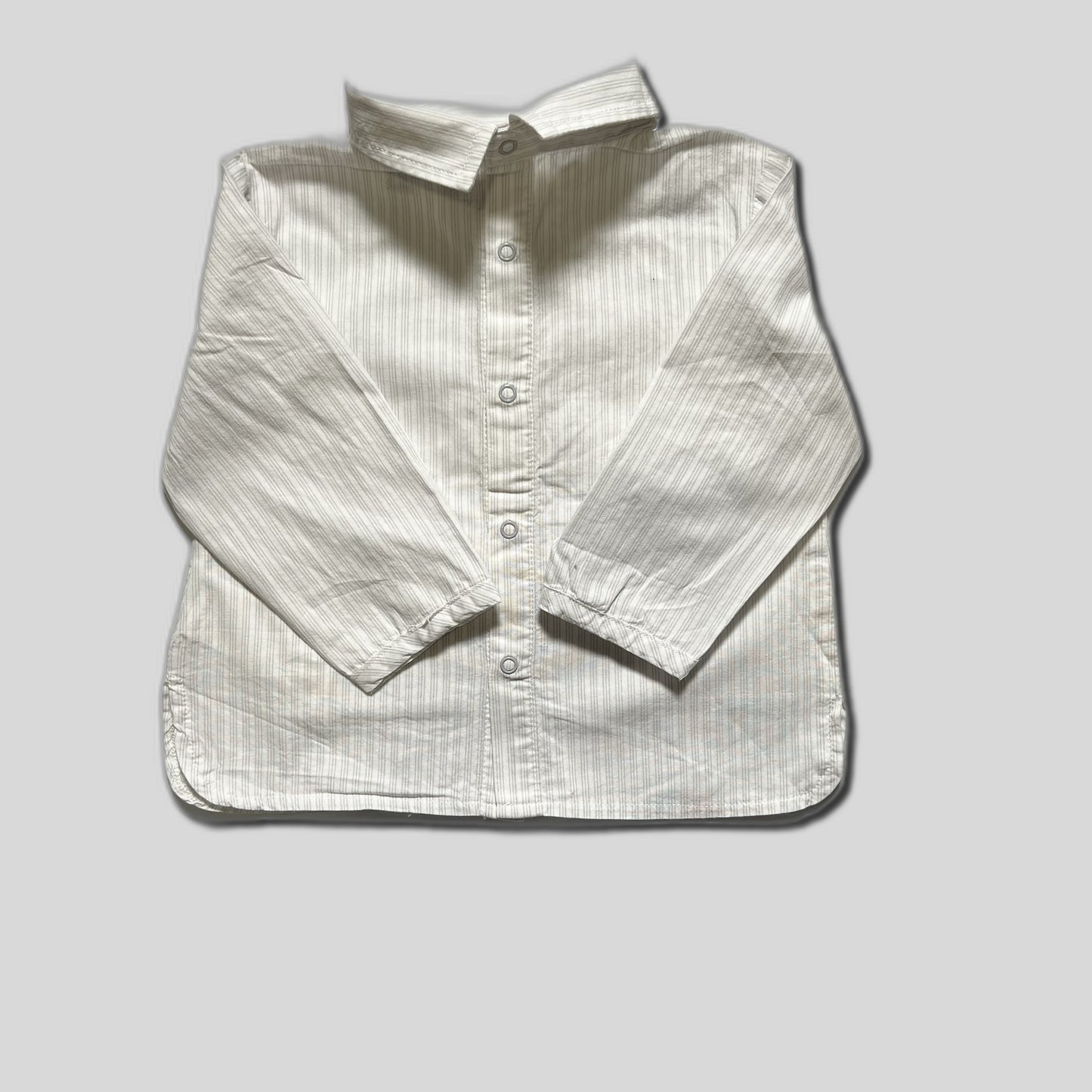 Camasa in dungi cu capse la spate