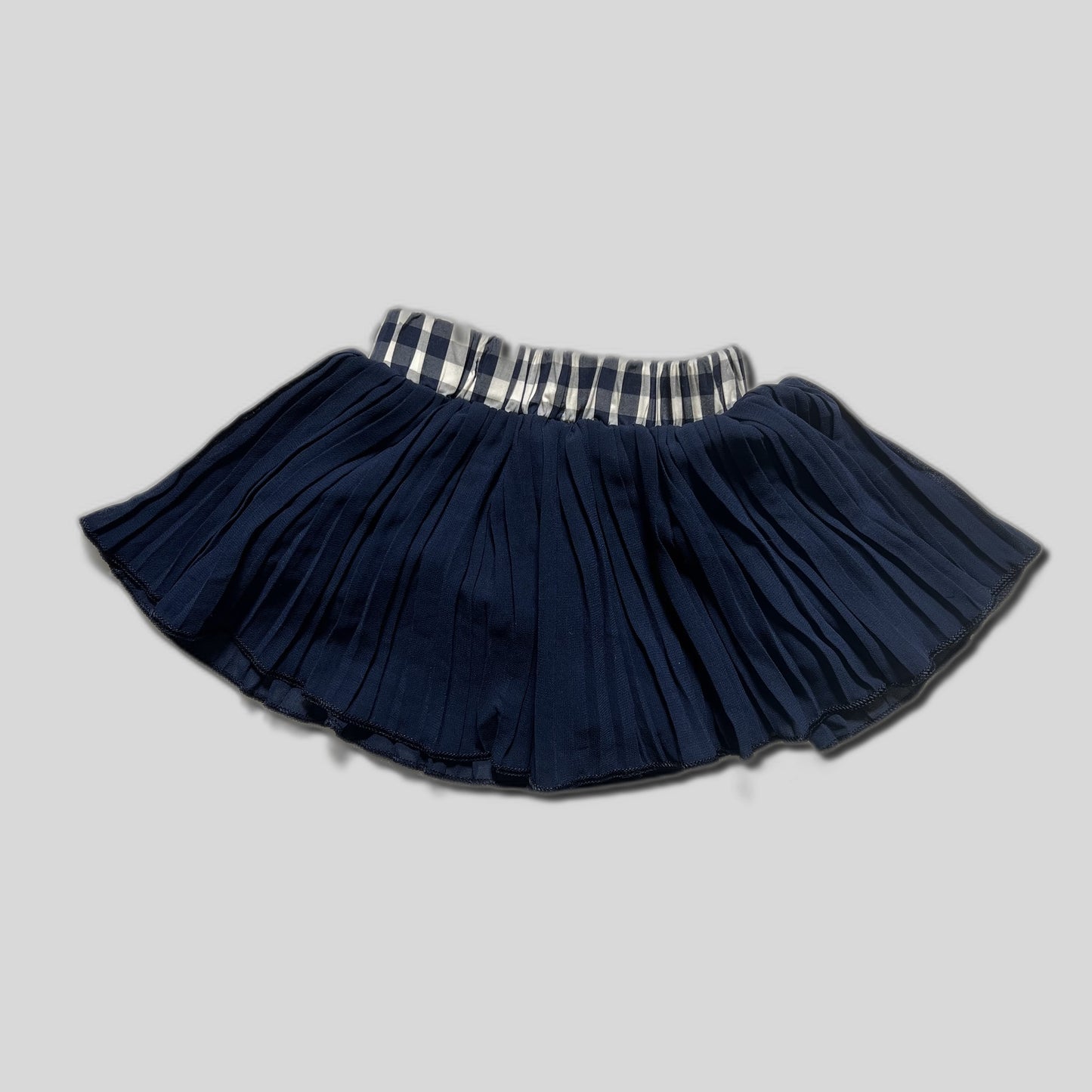 Fusta albastra cu pliuri