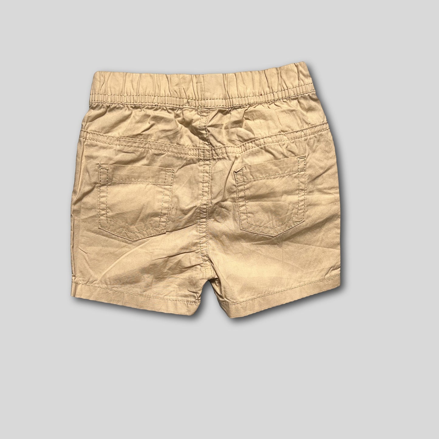 Pantaloni scurti bej cu snur