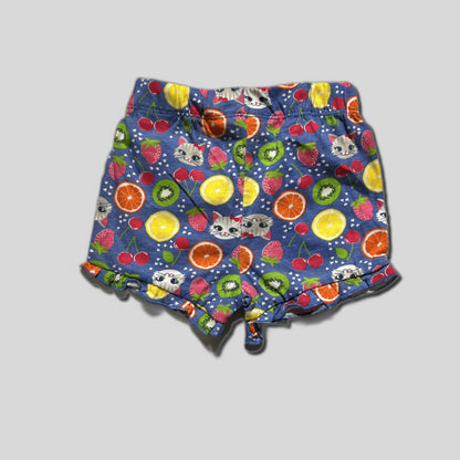 Pantaloni scurti cu pisici si fructe