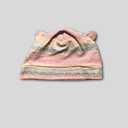 Caciulita cu buline colorate