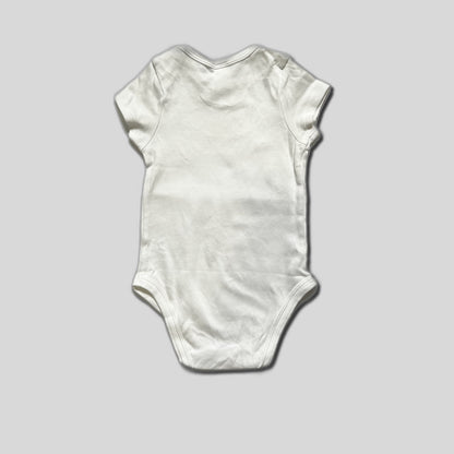 Body cu albinuta