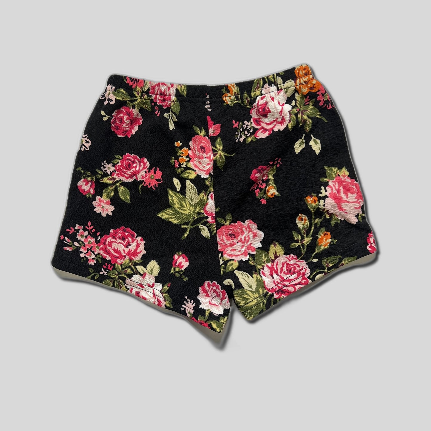 Pantaloni scurti cu imprimeu floral